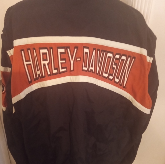 Jacket - Picture 2 of 6